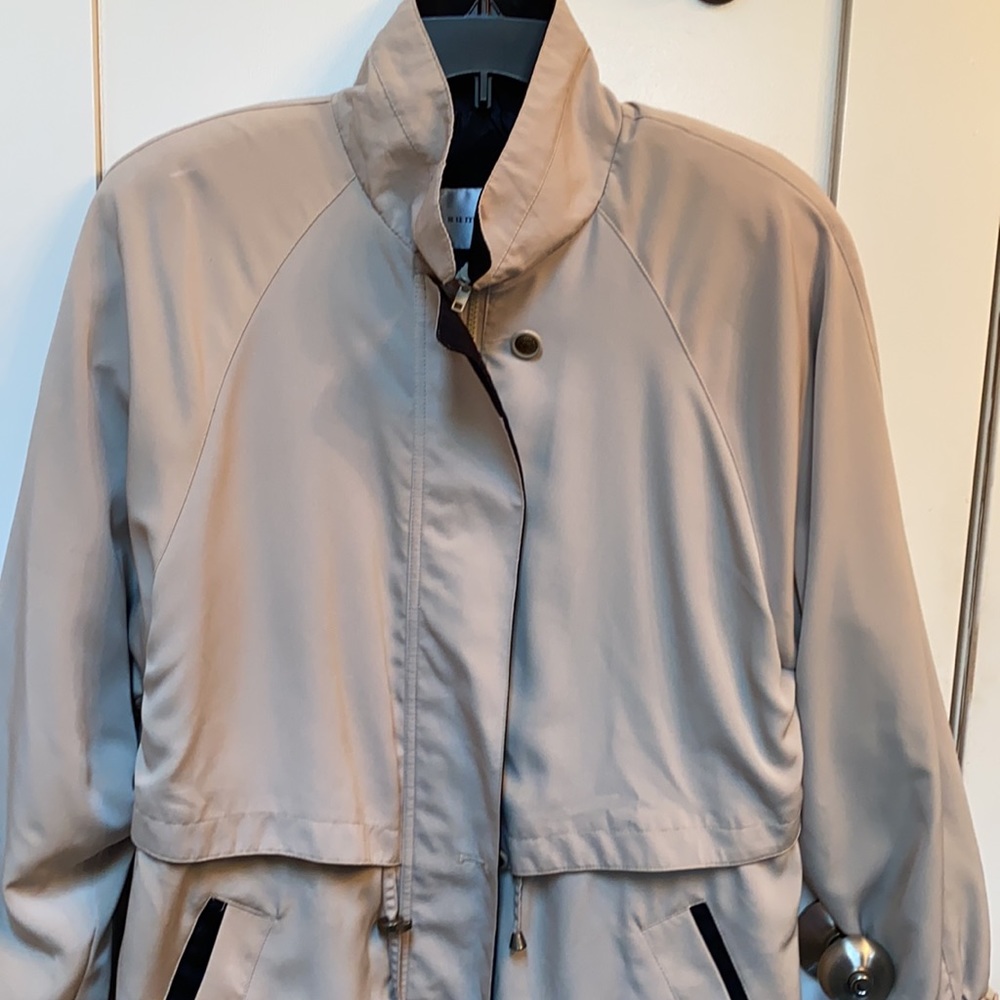 Spring Jacket.  Tan. Cute design. - Picture 2 of 5